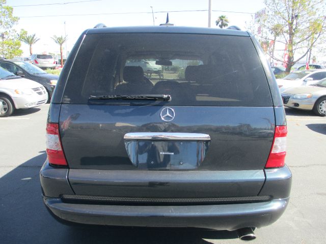 2002 Mercedes-Benz M-Class T6 AWD Leather Moonroof Navigation