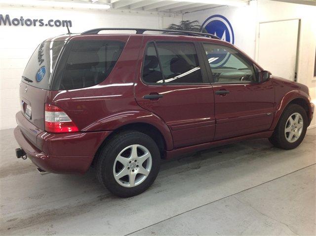 2002 Mercedes-Benz M-Class 750lisuper Clean