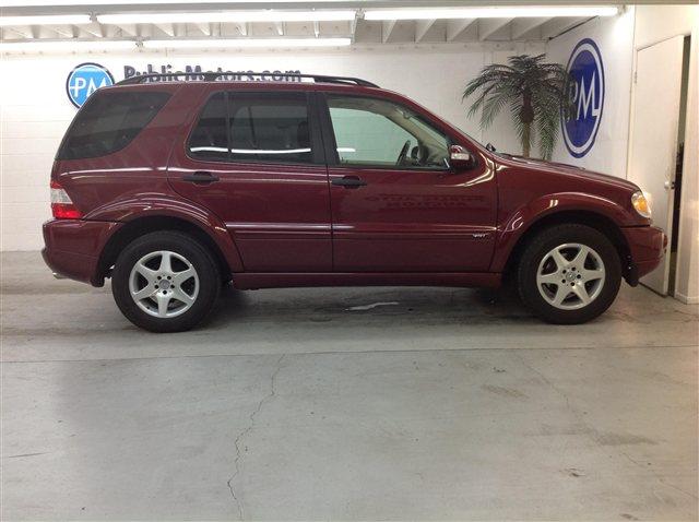 2002 Mercedes-Benz M-Class 750lisuper Clean