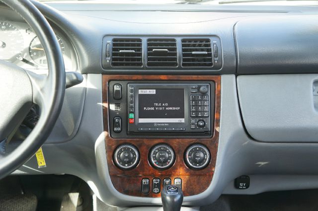 2002 Mercedes-Benz M-Class AWD Wagon Automatic VERY NICE