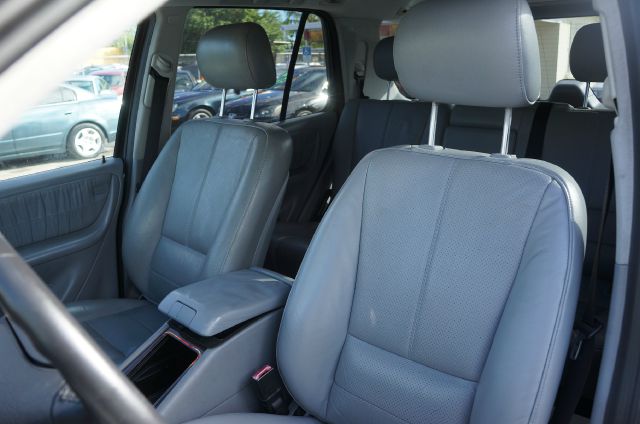 2002 Mercedes-Benz M-Class AWD Wagon Automatic VERY NICE