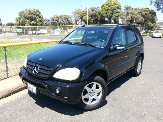 2002 Mercedes-Benz M-Class AWD Wagon Automatic VERY NICE