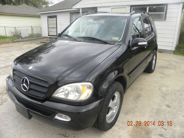 2002 Mercedes-Benz M-Class AWD Wagon Automatic VERY NICE