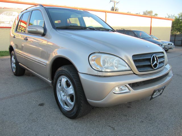 2002 Mercedes-Benz M-Class AWD Wagon Automatic VERY NICE