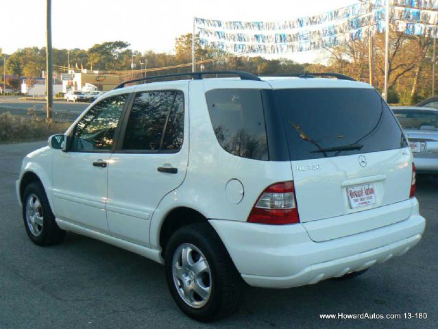 2002 Mercedes-Benz M-Class AWD Wagon Automatic VERY NICE