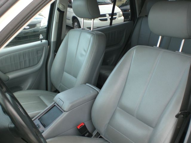 2002 Mercedes-Benz M-Class AWD Wagon Automatic VERY NICE