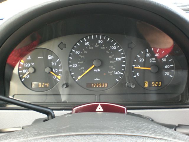 2002 Mercedes-Benz M-Class AWD Wagon Automatic VERY NICE