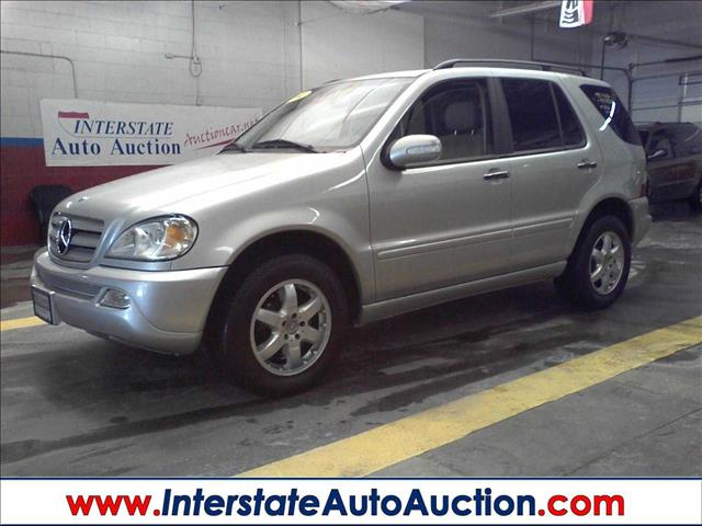 2002 Mercedes-Benz M-Class 4dr Sdn Quattroporte S