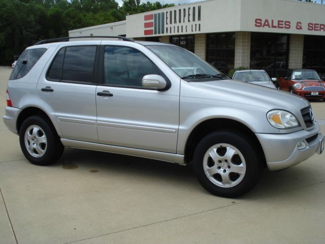 2003 Mercedes-Benz M-Class SES 5dr