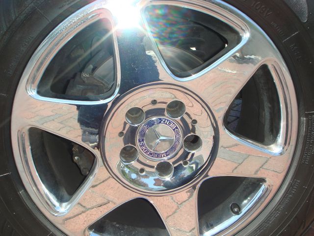 2003 Mercedes-Benz M-Class AWD Wagon Automatic VERY NICE