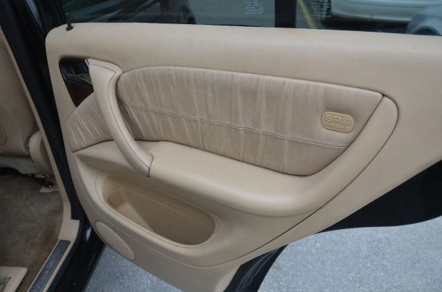 2003 Mercedes-Benz M-Class AWD Wagon Automatic VERY NICE