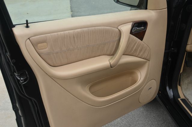 2003 Mercedes-Benz M-Class AWD Wagon Automatic VERY NICE