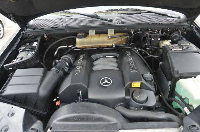 2003 Mercedes-Benz M-Class AWD Wagon Automatic VERY NICE