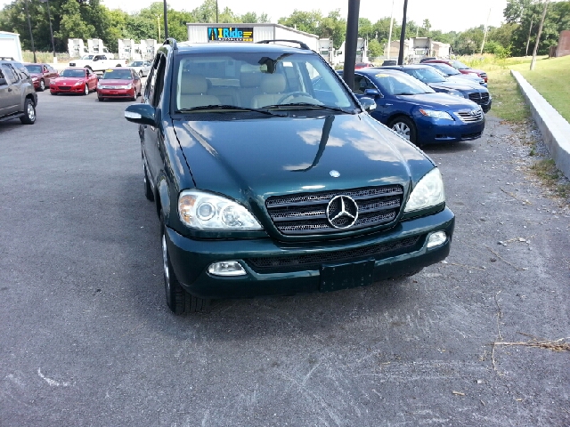 2003 Mercedes-Benz M-Class AWD Wagon Automatic VERY NICE