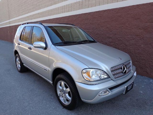 2004 Mercedes-Benz M-Class SES 5dr