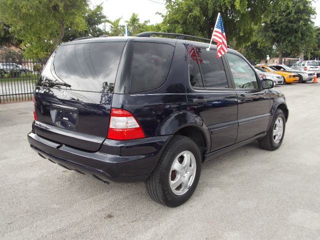 2004 Mercedes-Benz M-Class SES 5dr