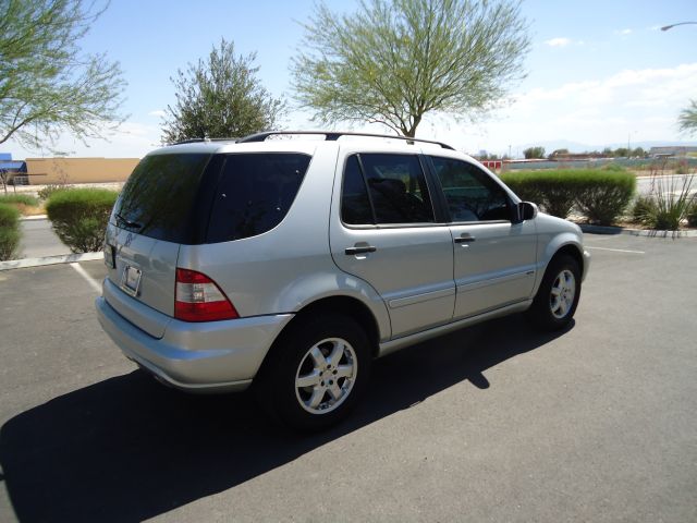 2004 Mercedes-Benz M-Class SES 5dr