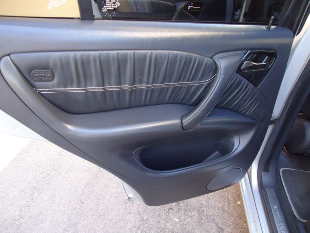 2004 Mercedes-Benz M-Class SES 5dr