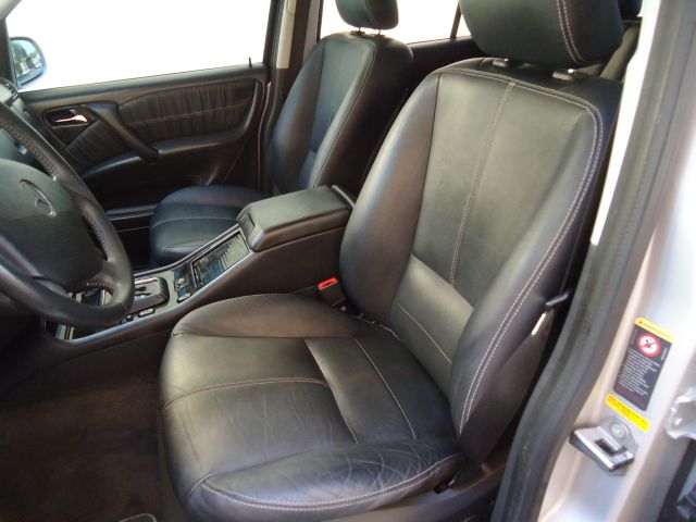 2004 Mercedes-Benz M-Class SES 5dr