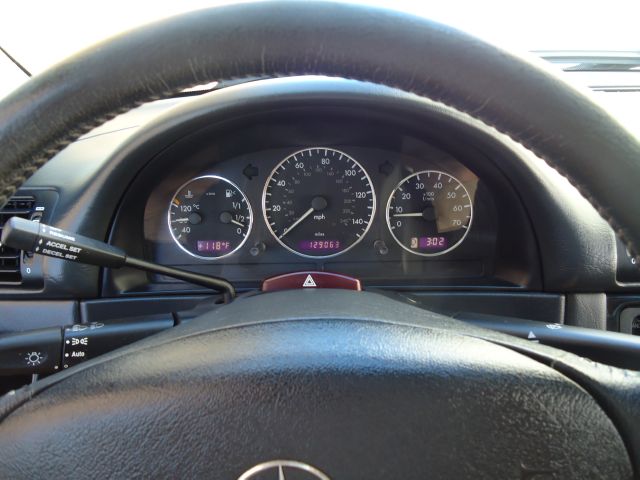 2004 Mercedes-Benz M-Class SES 5dr