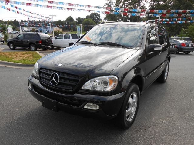 2004 Mercedes-Benz M-Class SES 5dr