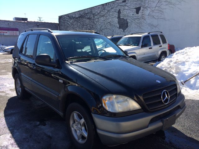 2004 Mercedes-Benz M-Class Regular Cab 4WD
