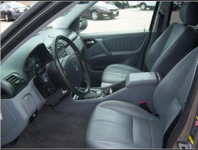 2005 Mercedes-Benz M-Class 21301