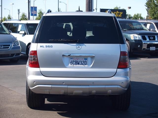 2005 Mercedes-Benz M-Class SES 5dr