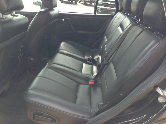 2005 Mercedes-Benz M-Class SES 5dr