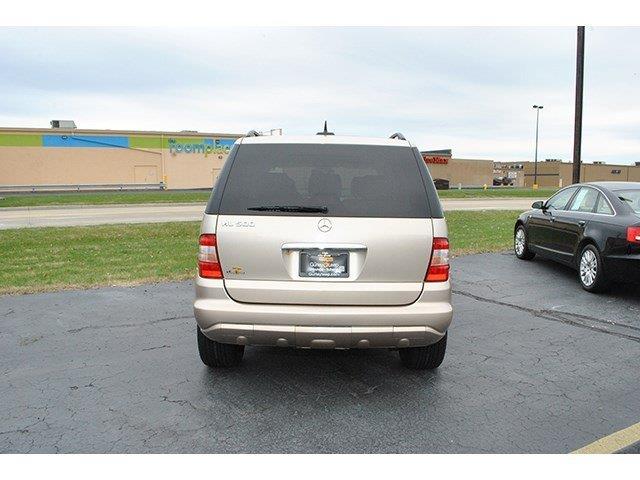 2005 Mercedes-Benz M-Class Gl 2x2