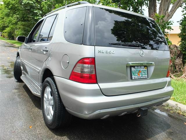 2005 Mercedes-Benz M-Class SES 5dr