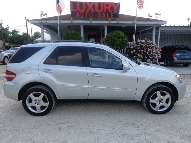 2006 Mercedes-Benz M-Class SES 5dr