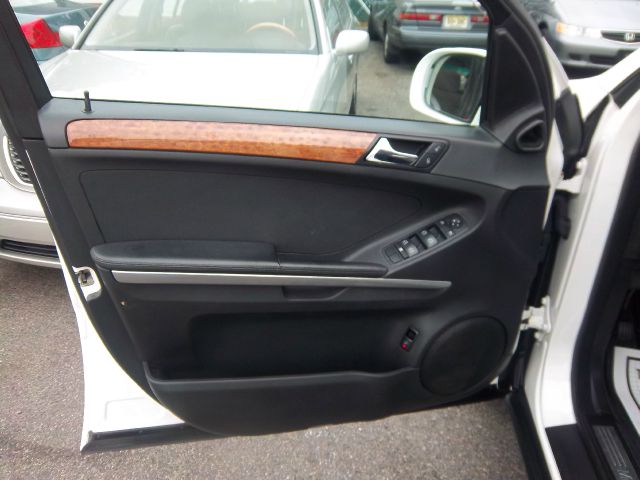 2006 Mercedes-Benz M-Class SES 5dr