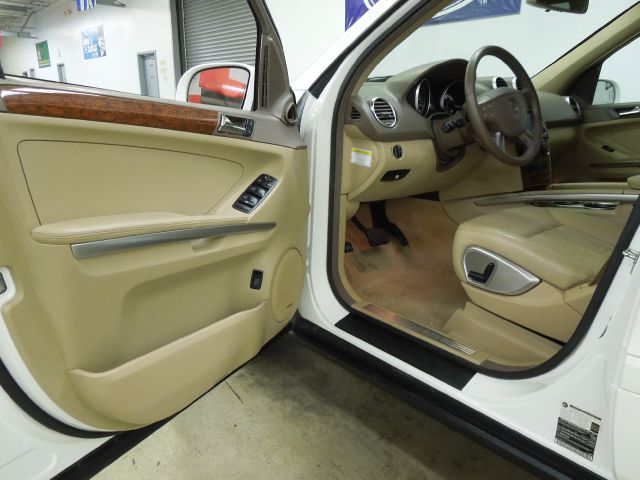 2006 Mercedes-Benz M-Class SES 5dr