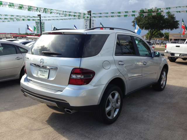 2006 Mercedes-Benz M-Class SES 5dr