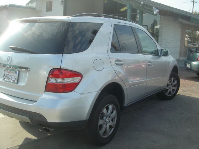 2006 Mercedes-Benz M-Class SES 5dr