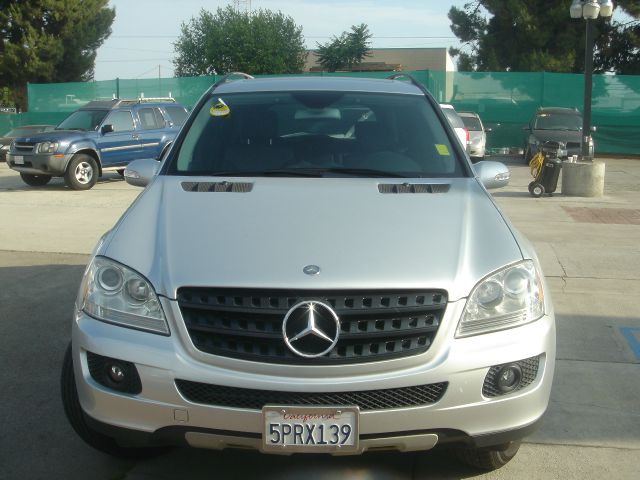 2006 Mercedes-Benz M-Class SES 5dr