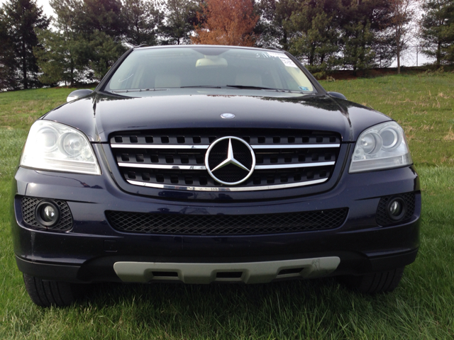 2007 Mercedes-Benz M-Class 4dr Quad Cab 140.5 SLT Truck