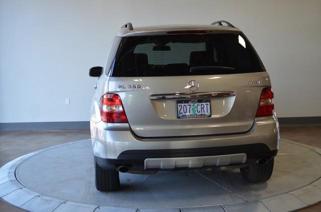 2007 Mercedes-Benz M-Class Srt-8