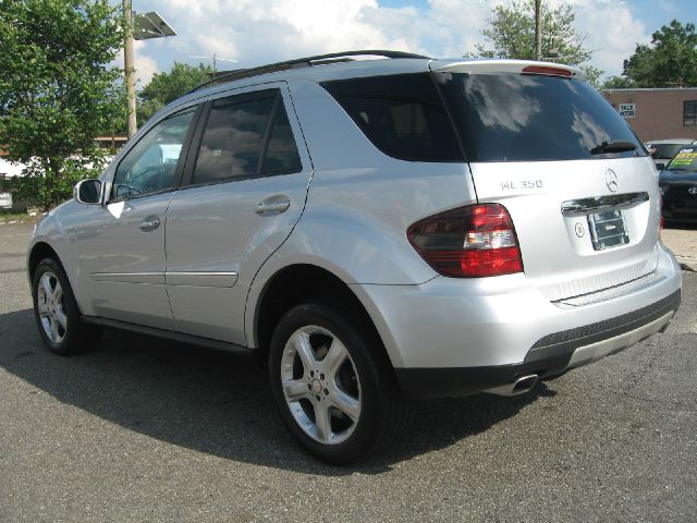 2008 Mercedes-Benz M-Class SES 5dr