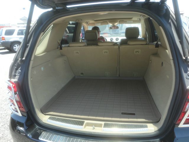 2008 Mercedes-Benz M-Class GS 2+2