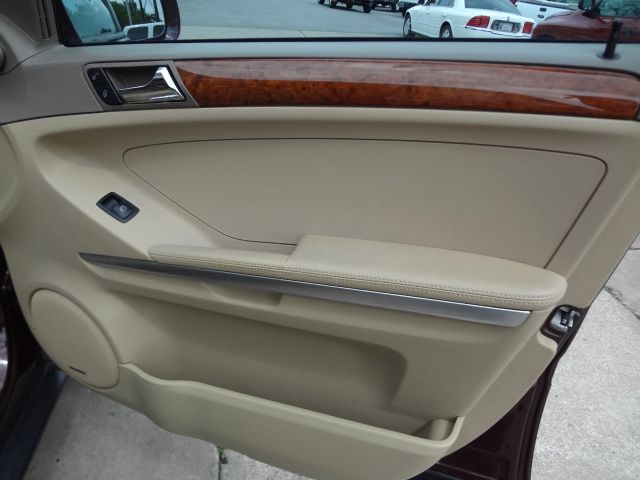 2008 Mercedes-Benz M-Class GS 2+2