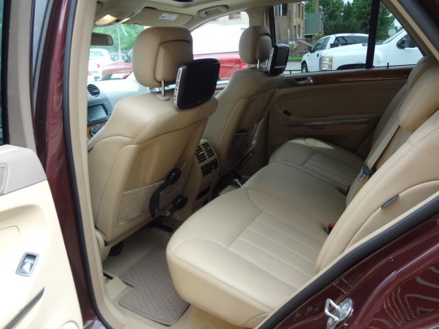 2008 Mercedes-Benz M-Class GS 2+2