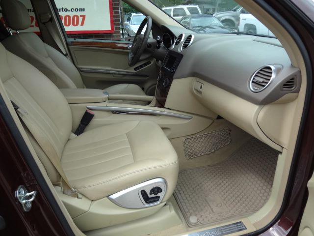 2008 Mercedes-Benz M-Class GS 2+2