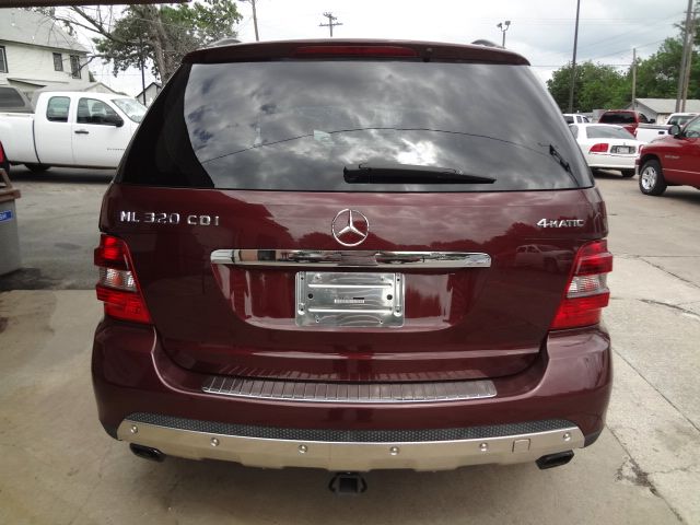 2008 Mercedes-Benz M-Class GS 2+2