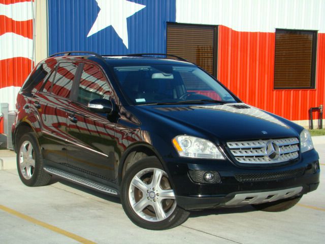 2008 Mercedes-Benz M-Class GS 2+2