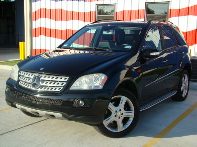2008 Mercedes-Benz M-Class GS 2+2