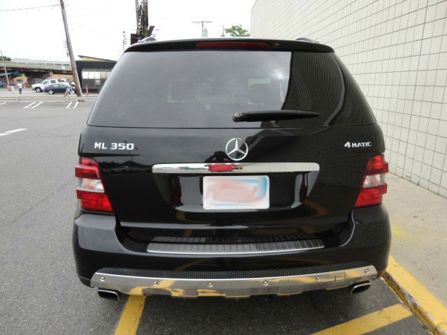 2008 Mercedes-Benz M-Class Level 2 Stunning CAR