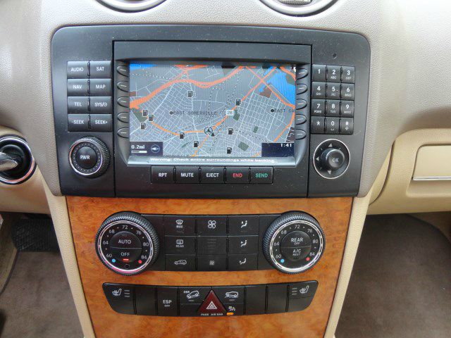 2008 Mercedes-Benz M-Class Level 2 Stunning CAR