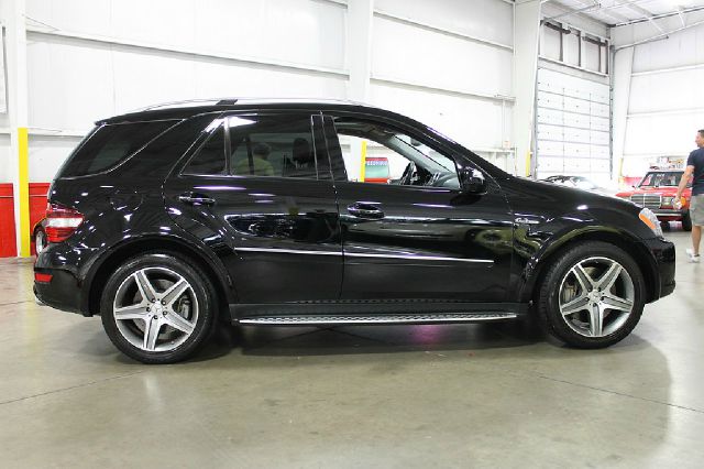 2009 Mercedes-Benz M-Class X Luxury